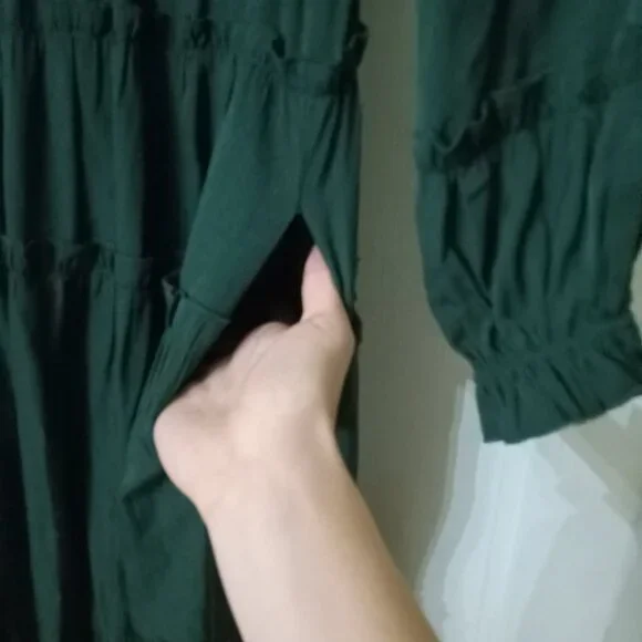 Ivy City Co Gwendolyn Dress Size Small - Picture 9 of 11